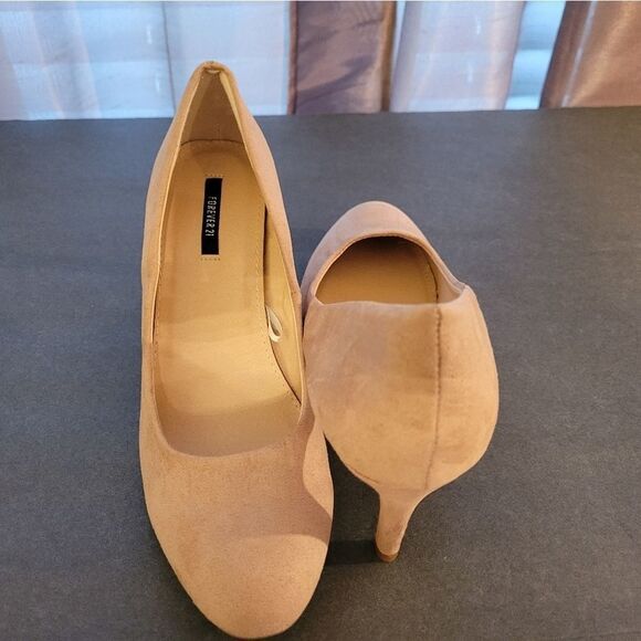 BRAND NEW WOMEN"S FOREVER 21 HIGH HEEL PUMP SHOES - Picture 7 of 16